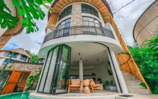 Ночлег и завтрак (B&B) Hillstone Luxury Village