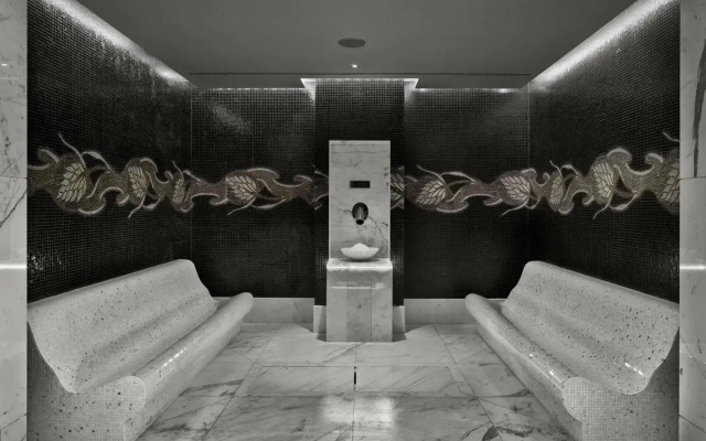 Гостиница Four Seasons Hotel Moscow