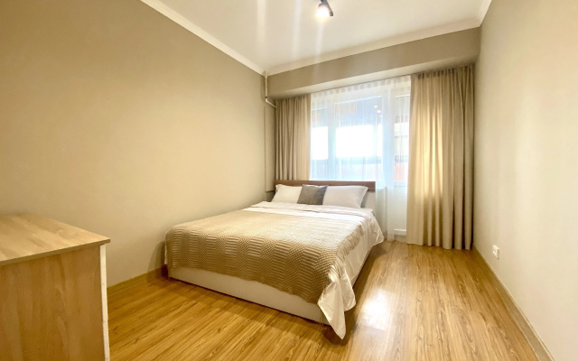 Квартира 3-комнатная Самал-1
