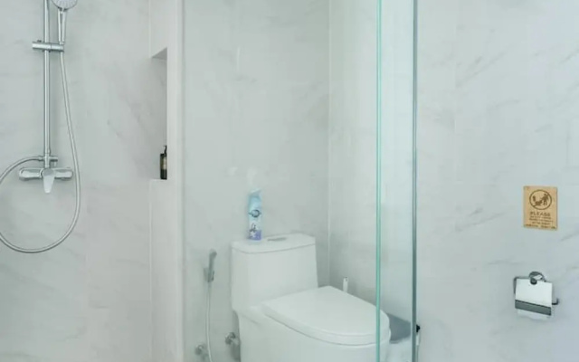 Апартаменты Luxury Wyndham Studio Beachfront & Pool Access