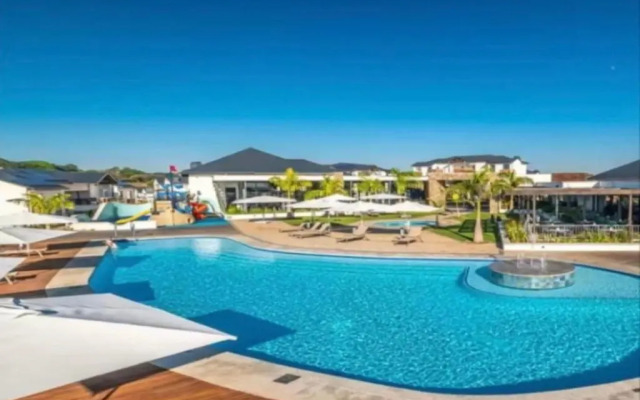 Апартаменты Penthouse  Suite Ballito