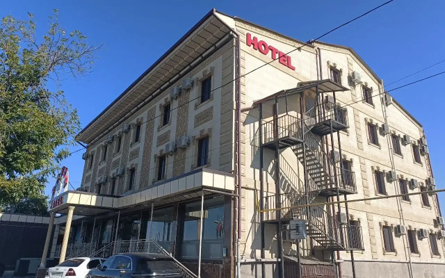 Отель Davan