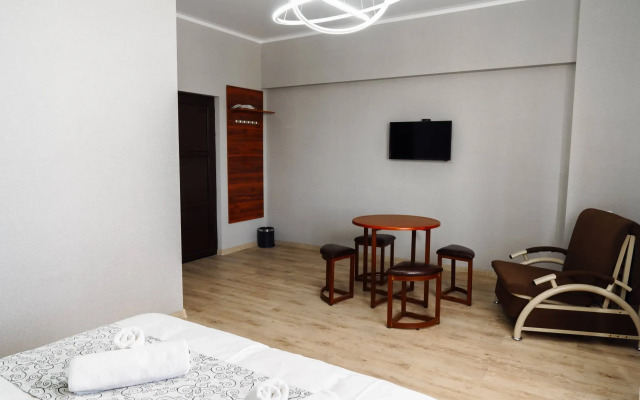 Хостел Hotel Family