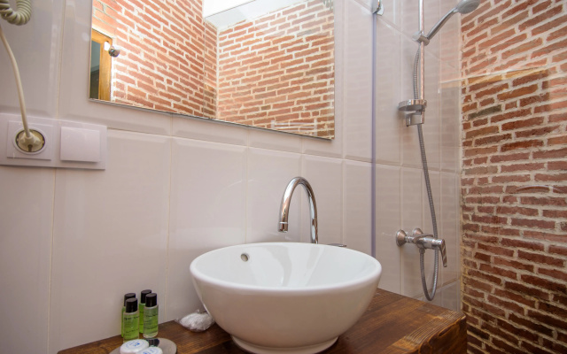 Bathroom · Tbilisi — photo 39