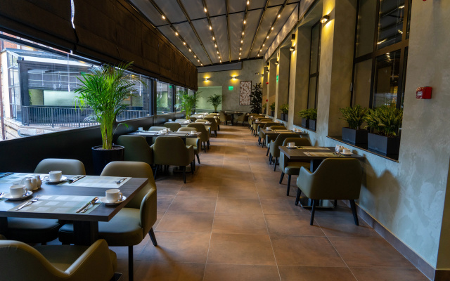 Отель Ramada Encore by Wyndham Tashkent