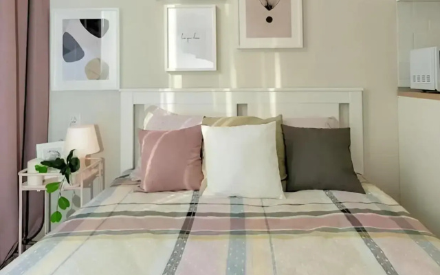 Апартаменты на Конгрессной 17