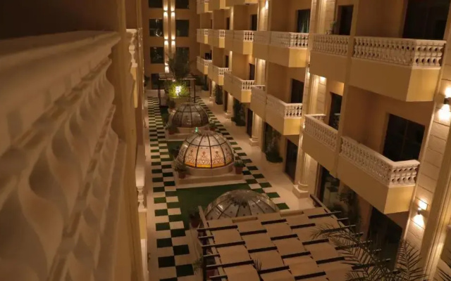 La Zona Continental Hotel