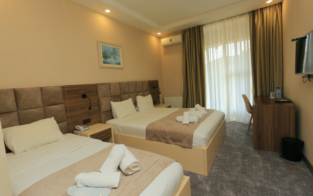 Hotel Aniko · Batumi — photo 42