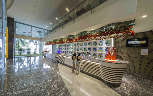 Отель Premier Havana Nha Trang Hotel