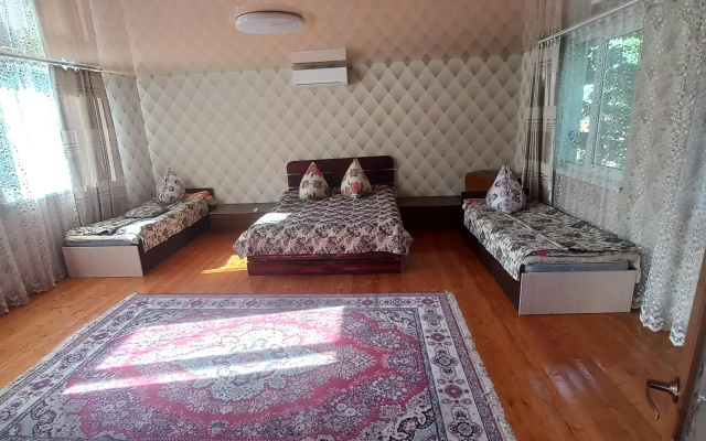 Квартира 100 м. от Ханского Дворца