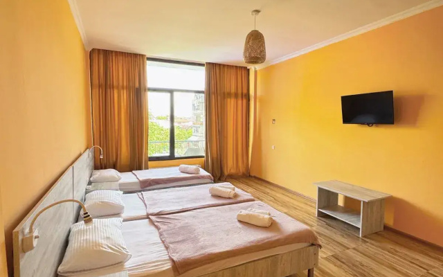 Sunny Days Guest House · Kobuleti — photo 26