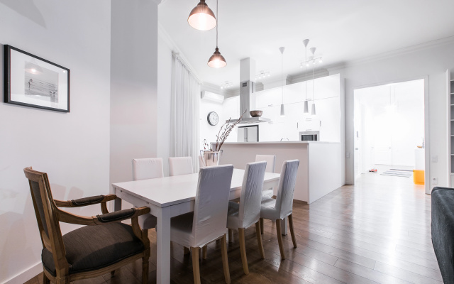 Апартаменты Corner House