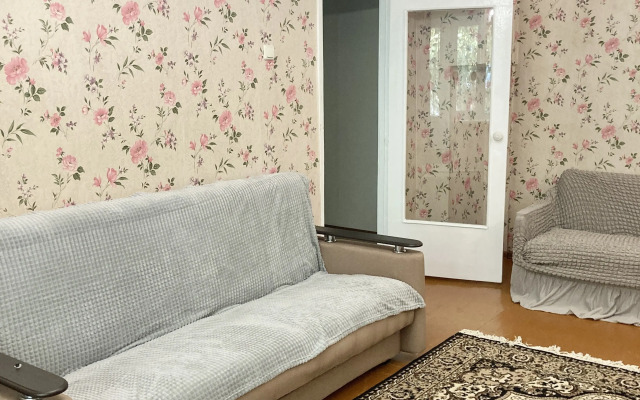 Квартира на Краностроителей 10