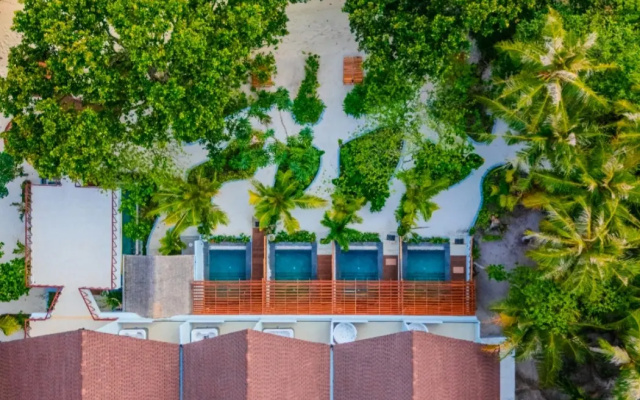 Отель Island Luxury Retreat Maalhos