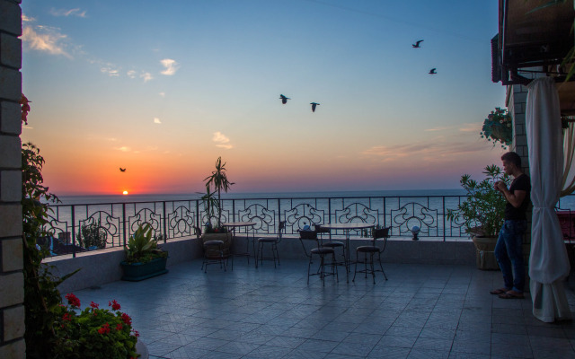 Glitsiniya Guest House
