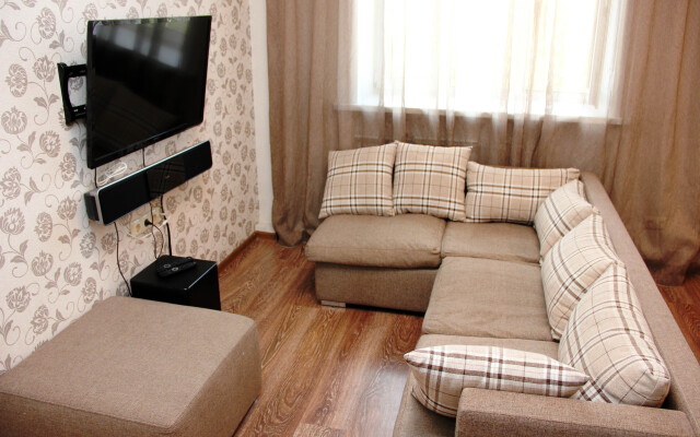 Апартаменты Balaram Apartment в центре у Цирка на ул. Омская комната для гостей