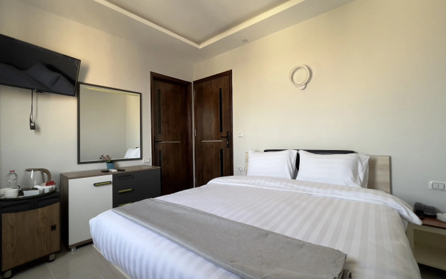 Отель Pyramids Tour View Inn