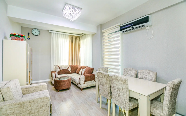 Апартаменты VIP Sea View on Sabah Residence