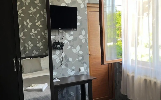 Guest rooms · Tbilisi — photo 11