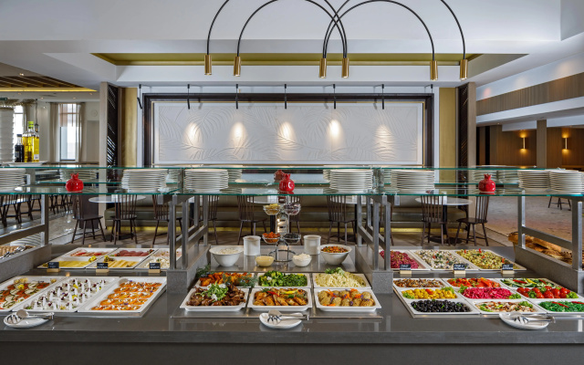Foros Wellness & Park Sanatorium
