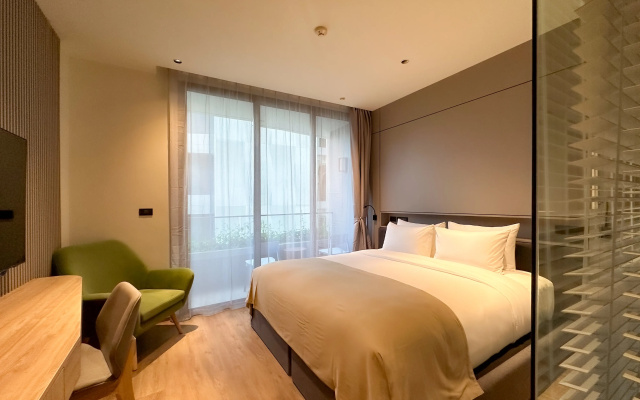 Отель La Green Hotel & Residence Пхукет