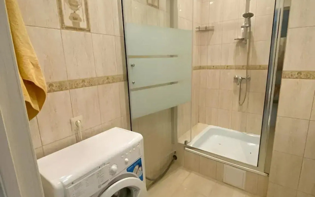 Apartment on Verkhnyaya Doroga 151