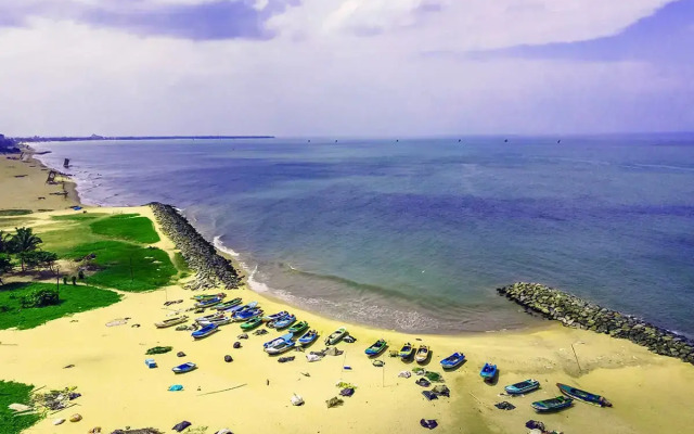 Отель Beverly Beach Hotel Negombo