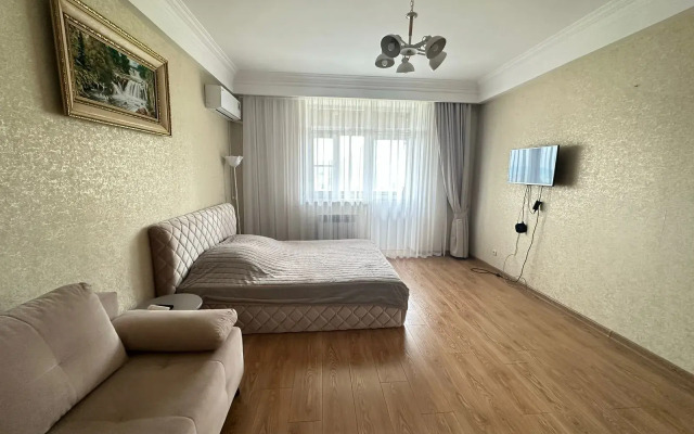 V Mineralnykh Vodakh s vidom na Zmeyku Apartments