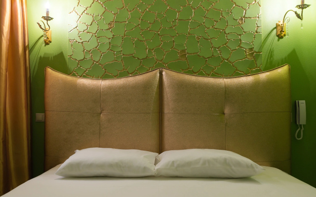 Love Hotel Trefen Belorusskay