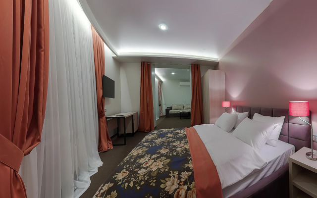 People Mini-Hotel