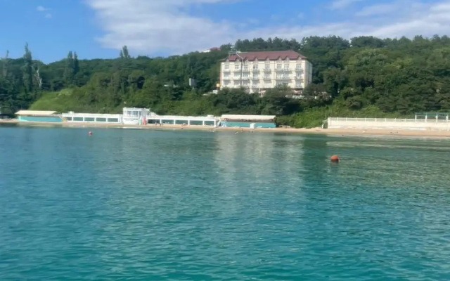 Отель Riviera Grand