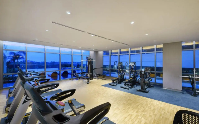 Отель Savoy Hotel Mactan Newtown
