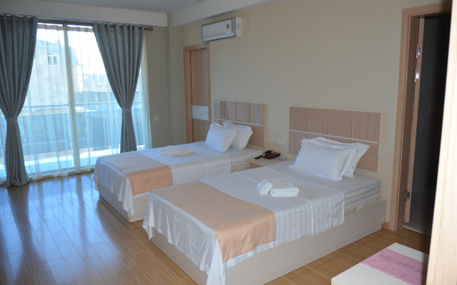 Hotel Legacy · Batumi — photo 13