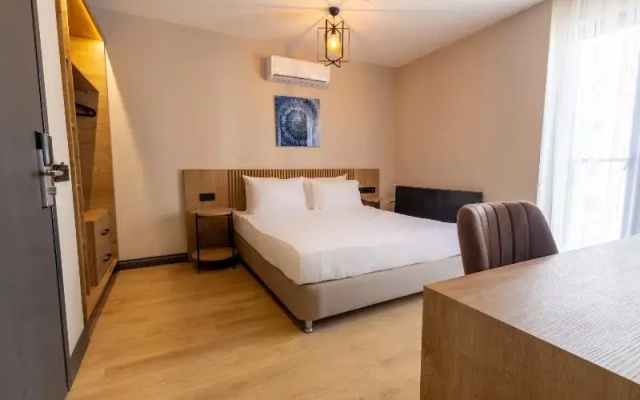 Отель Leliko Suites