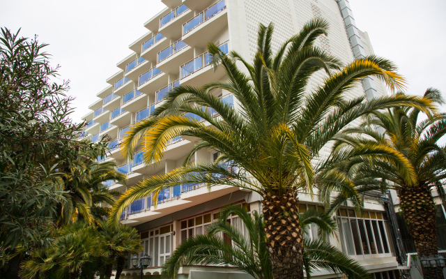 Отель Gran Hotel Don Juan Resort Испания, Льорет-де-Мар - 2 отзыва об отеле, цены и фото номеров - забронировать отель Gran Hotel Don Juan Resort онлайн вид на фасад