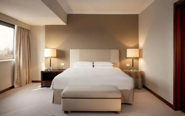 Отель Hyatt Regency Bishkek