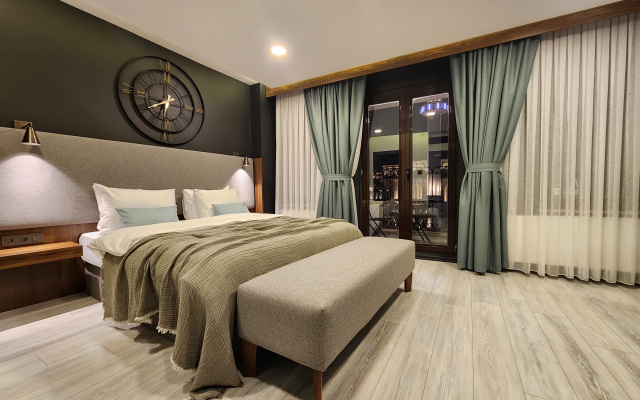 Отель Taksim Landhouse