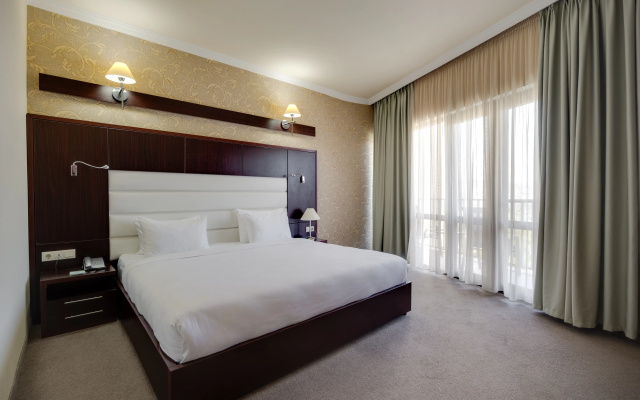 Astoria Tbilisi Hotel · Tbilisi — photo 31