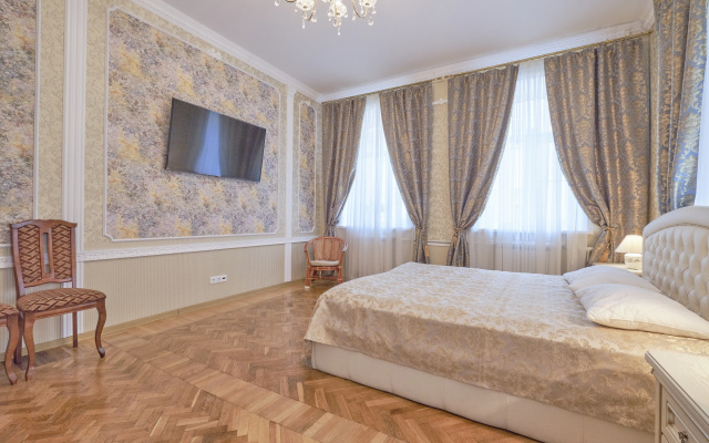Na Furshtatskoj 19 Apartments