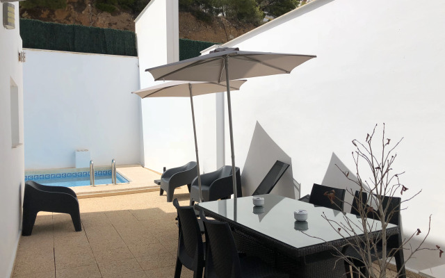 Вилла Marina Beach House 8