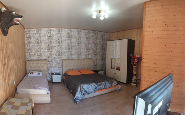Baza Guest House