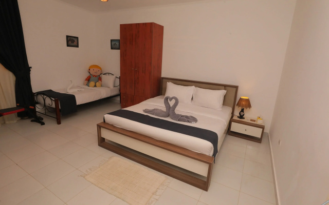 Апарт-отель Pyramids Gem Plaza Luxury Hotel Apartments