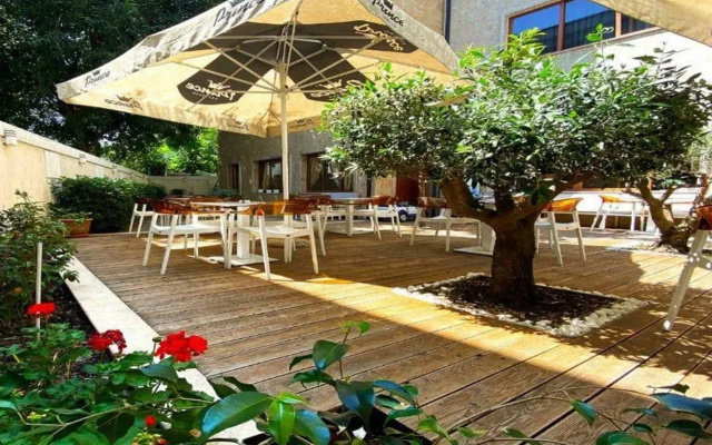 Отель Vila e Arte