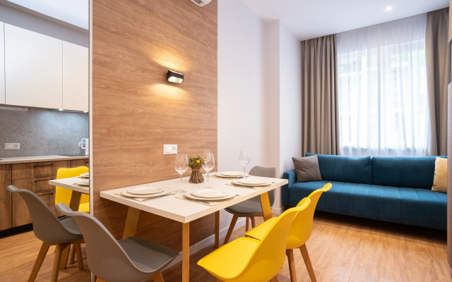 Апартаменты RED APARTMENTS Арт Лайт Сити апартамент Холидей