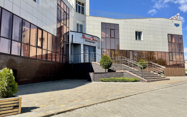 Отель Белые Росы
