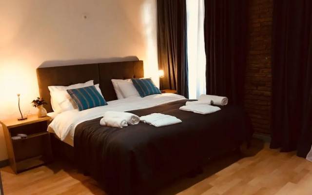 Guest rooms · Tbilisi — photo 33