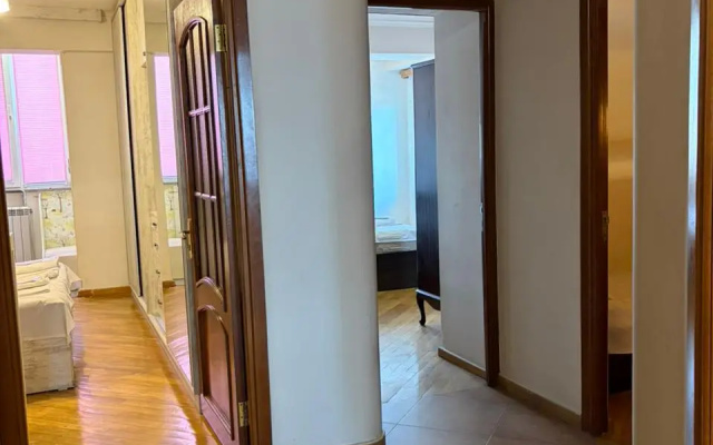 Апартаменты RentInnYerevan 1 Pushkin Street
