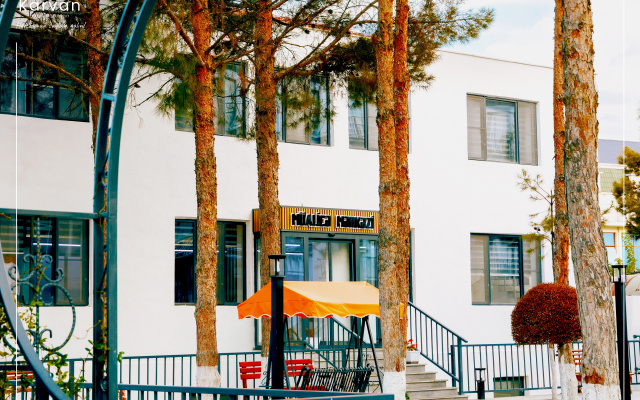 Отель Karvan Hotel Sanatorium Naftalan