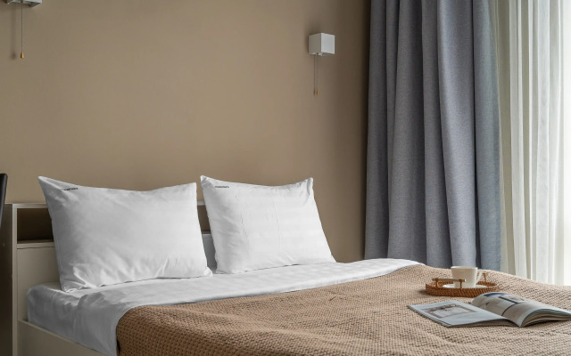 Апартаменты Red Apartments Арт Лайт Розен