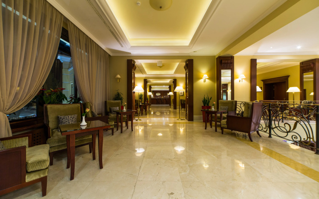 Отель M’Istra’L Hotel & SPA